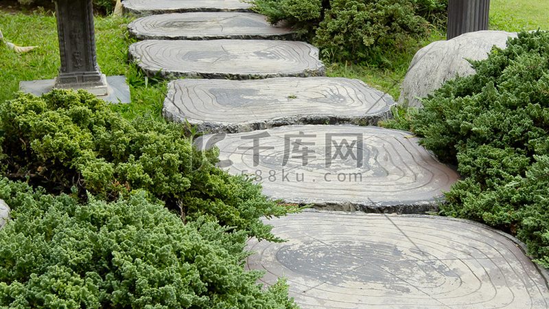 成都屋顶绿化注意事项：安全与美观的平衡之道